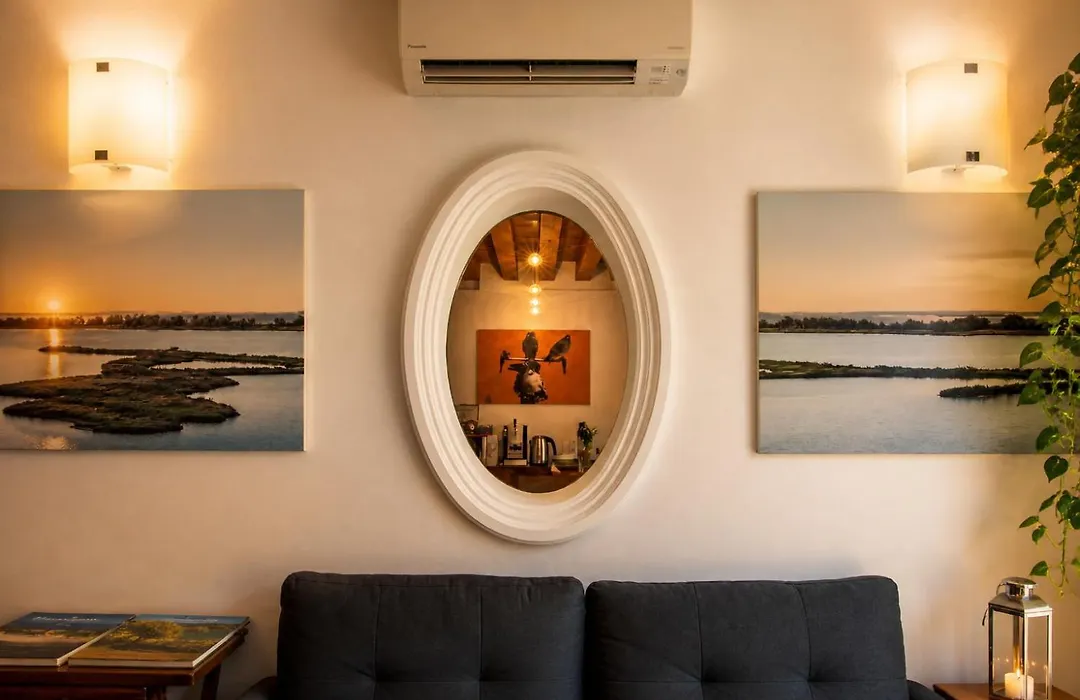 Boutique Rooms 3 0-1